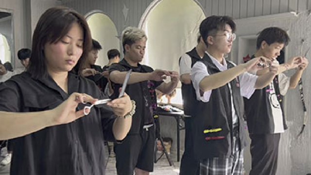 中考成绩不理想，可以考虑学美发