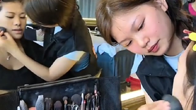 妆为己容 美为己知，寻找真实自我的化妆旅程 