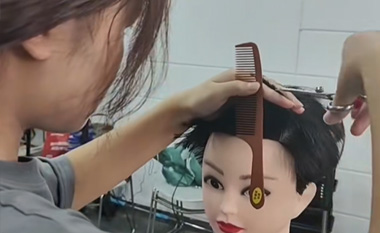 女孩子适合学美发吗?3点建议参考